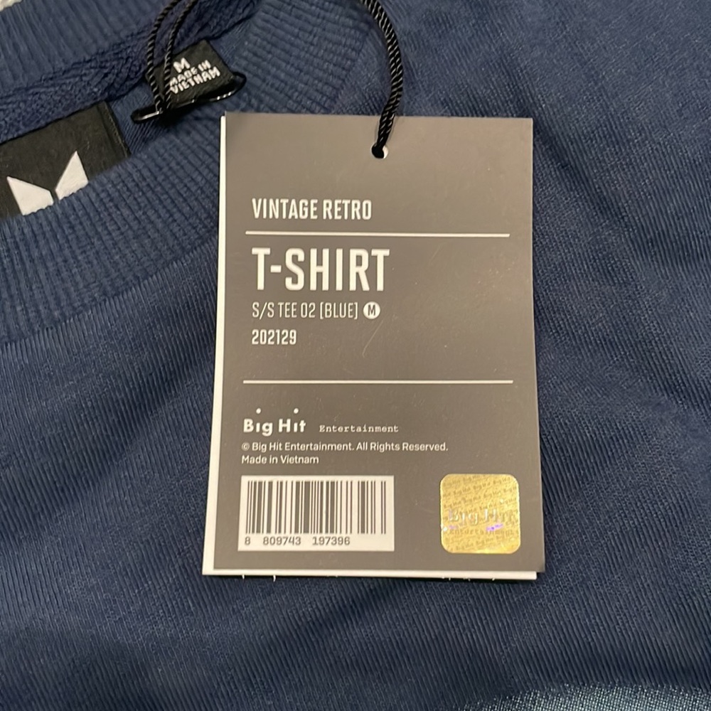 BTS Official Merch - Picture 3 of 4